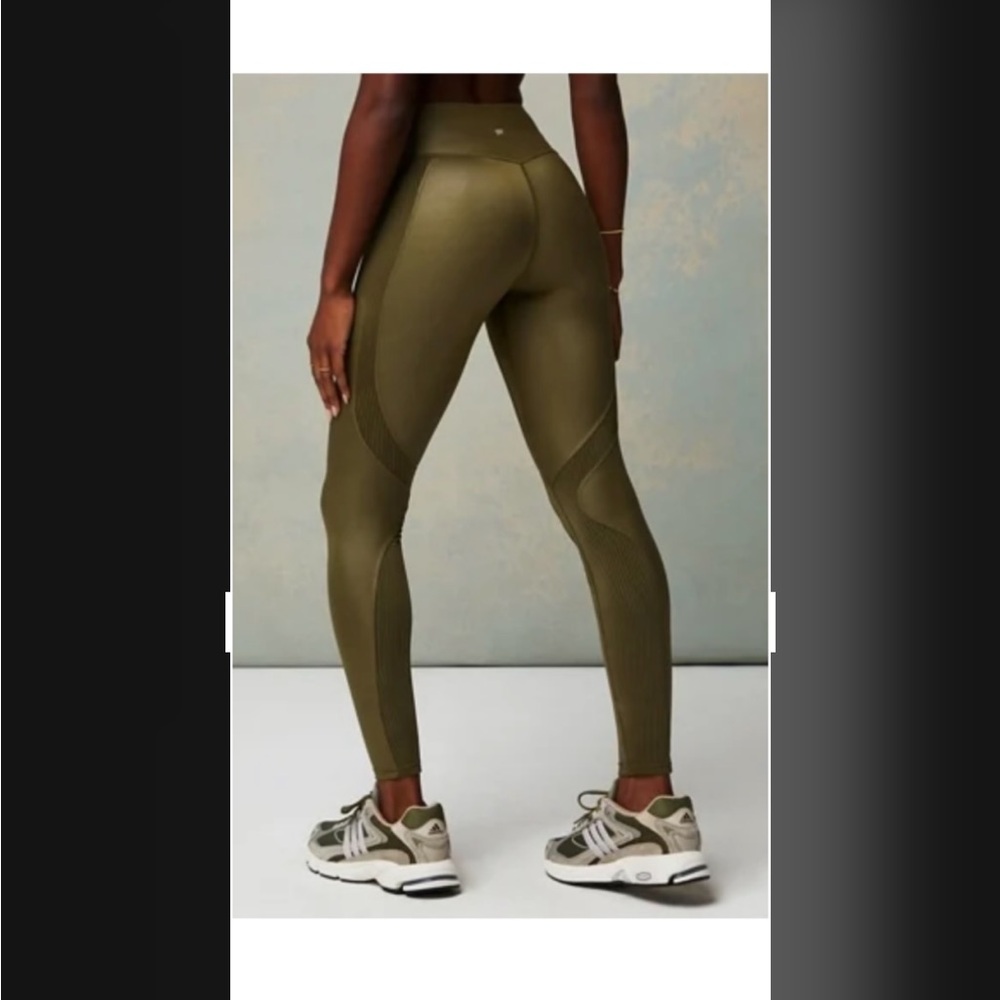 Fabletics Dark Moss Motion 365 High-Waisted Leggings